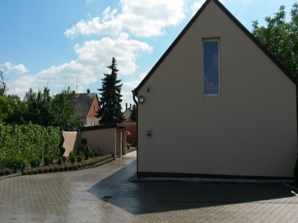 Levendula Vendeghaz Hotell Győr Exteriör bild